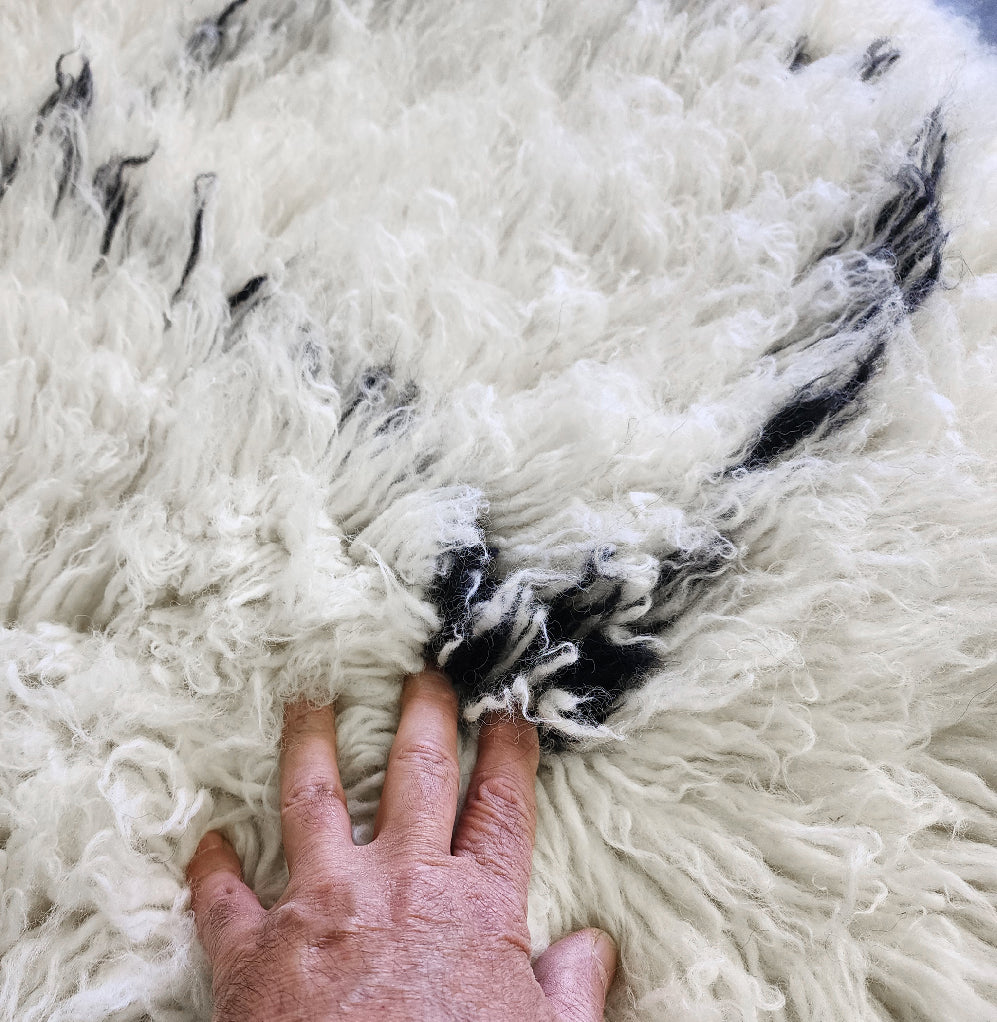 BEAUTIFUL CUSTOM FLOKATI RUGS | LONG 3.5