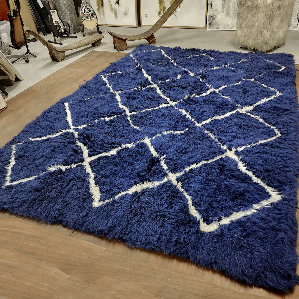 STUNNING 7x10 DESIGNER FLOKATI RUG | THICK 4