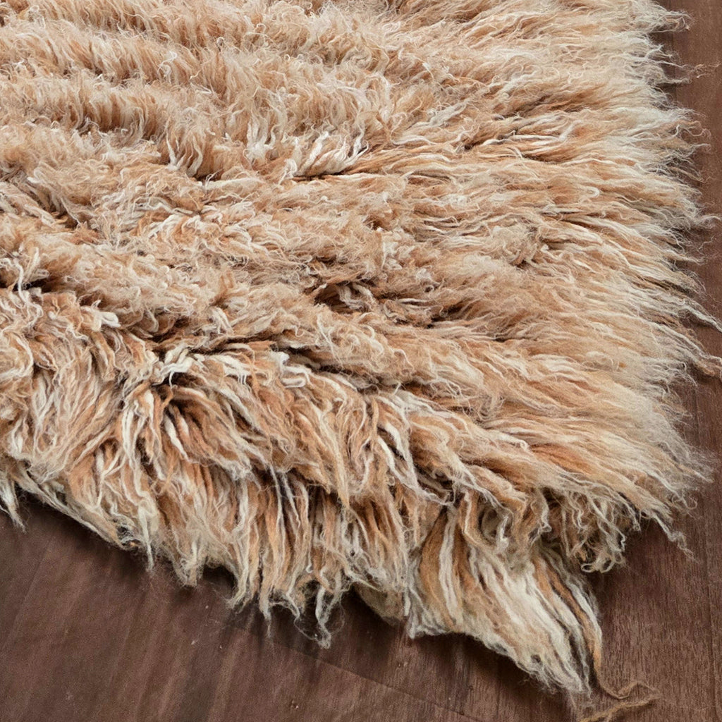BEAUTIFUL FIERY TAN WHITE FLOKATI RUG | THICK 3.5