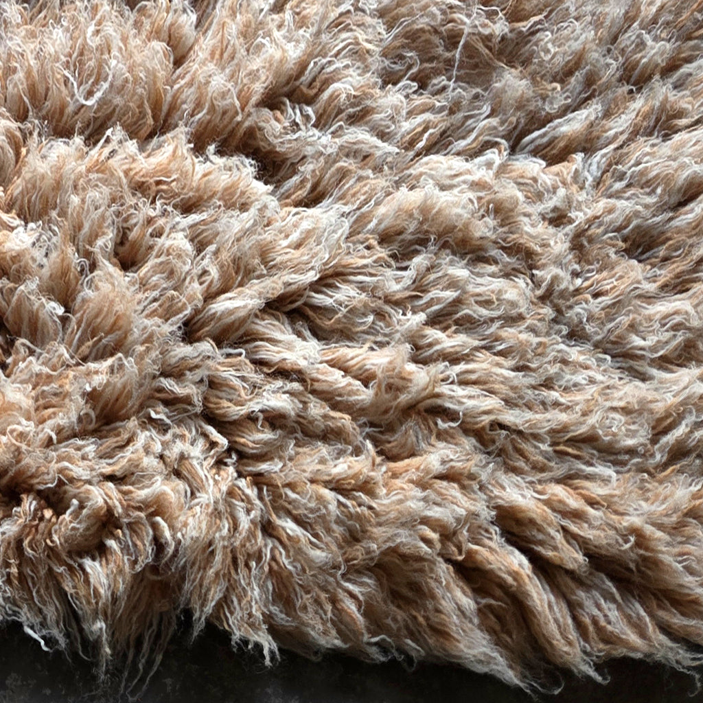 BEAUTIFUL COPPER + WHITE FLOKATI RUG | THICK 3.5