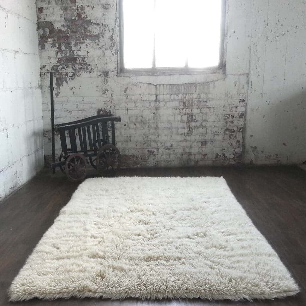 STYLISH SHORT HAIR FLOKATI RUG | ALL THE THICKNESS WITH A SHORTER SHAG PILE
